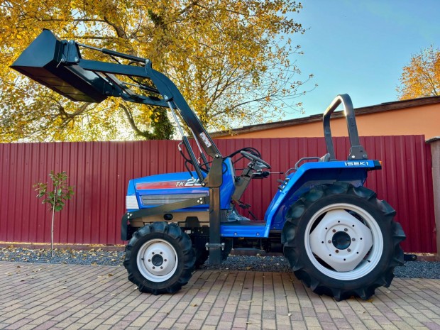 Iseki TK25FF japn kistraktor traktor homlokrakod 30 km/h vg.seb