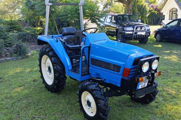 Iseki Yanmar Kubota, Iseki Landleader TA 235 F traktor Rendszmos