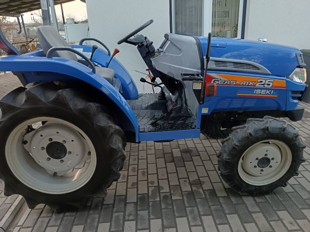 Iseki kistraktor Japn traktor 