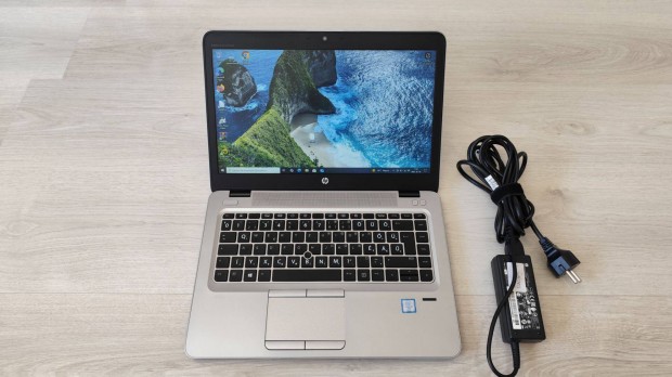 Iskolára HP Elitebook 840 G3 14" laptop i5-6300U 8GB,250GB ssd,Új aksi