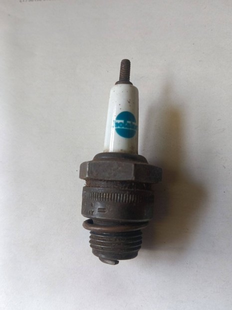 Isolator M18-240 gyjtgyertya