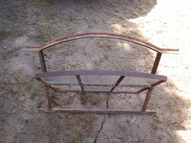 Istálló ablak kovácsoltvas díszes antik industrial 64x74 cm