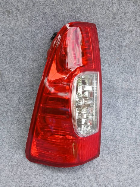 Isuzu D-Max 2002-2012 j utngyrtott bal hts lmpa
