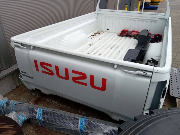 Isuzu D Max plat elad