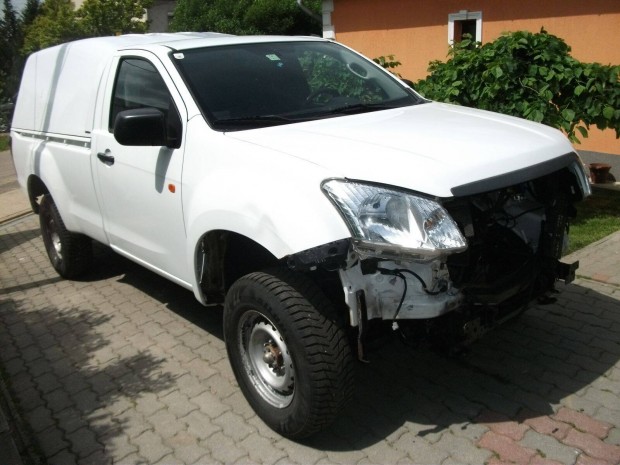 Isuzu D-max alkatrészek 2012-2017-ig