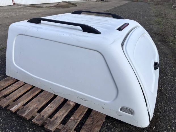 Isuzu Dmax plat�doboz 2017