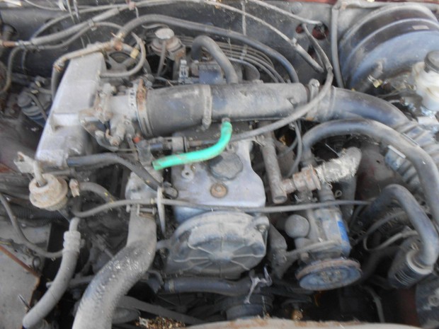 Isuzu Trooper 4WD,DLX,Svájci terepjáróról:2,7 benzines motor