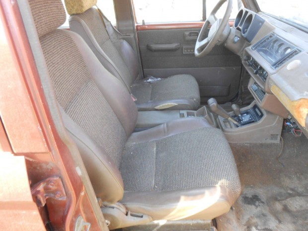 Isuzu Trooper 4WD,DLX,Svjci terepjrrl :komplett utastr elad