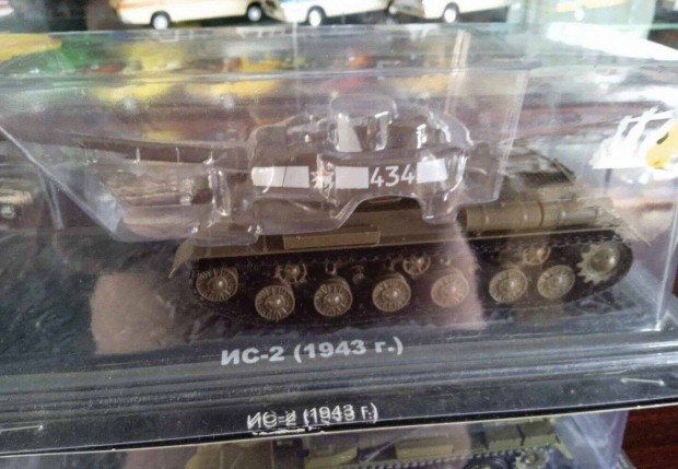 Isz 2 "Tanki dea" tank kisauto modell 1/43 Elad