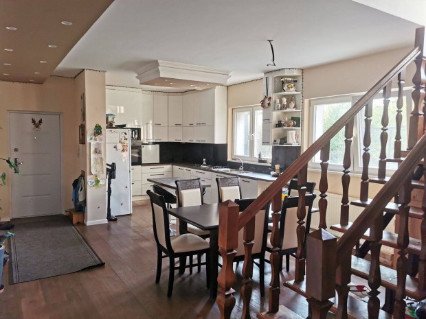 Iszkaszentgy�rgyi elad� csal�di h�z