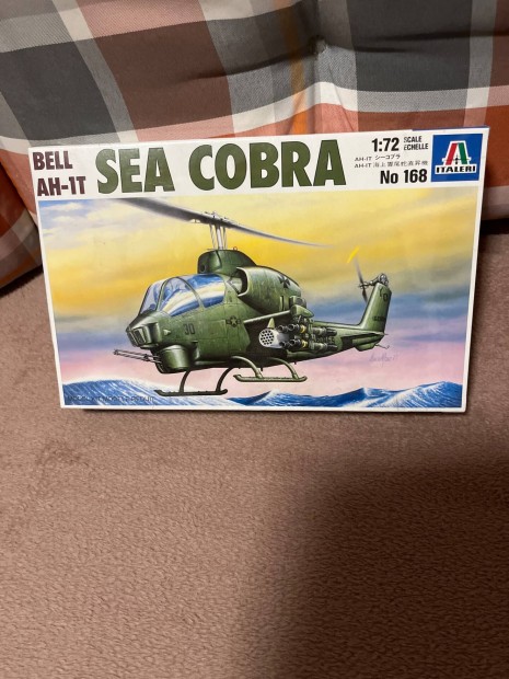 Italeri Modell 1:72 SEA COBRA Bell AH-1T