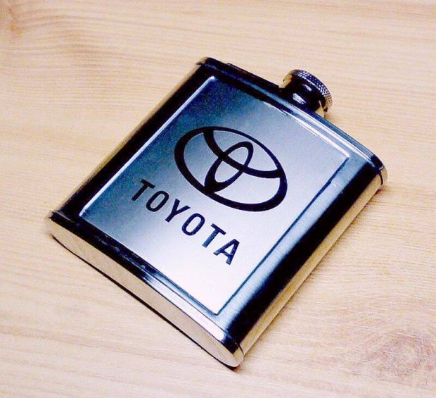 Italos flaska Toyota emblmval, Nagyszer ajndk lehet