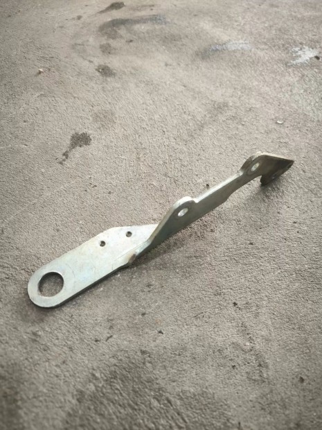 Iveco DAILY 06- Blokk motorkiemel� kiemel� emel� f�m konzol tart� 4838