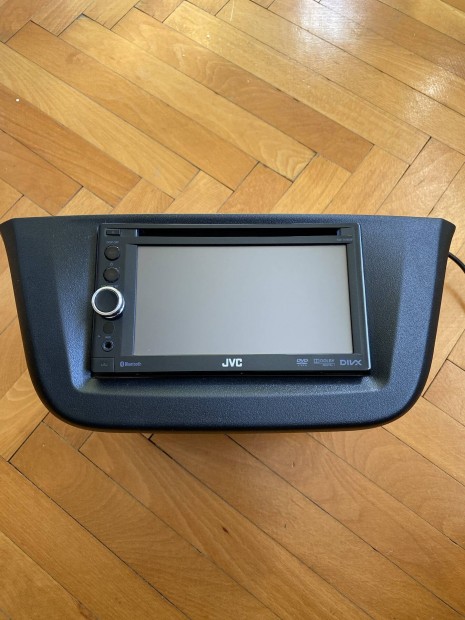 Iveco Daily 2 din r�di� kert �talakit�