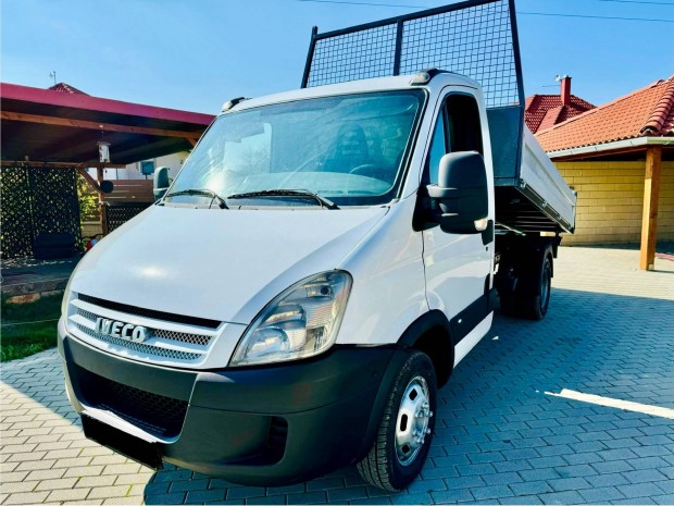 Iveco Daily 35C15 billenőplató billencs klíma
