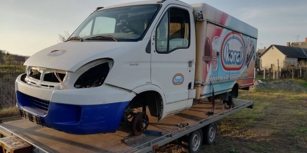 Iveco Daily 35s11 2.3 hi�nyosan elad�