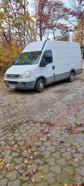 Iveco Daily. 2,3