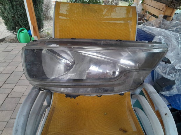 Iveco Daily bal els fnyszr srlt