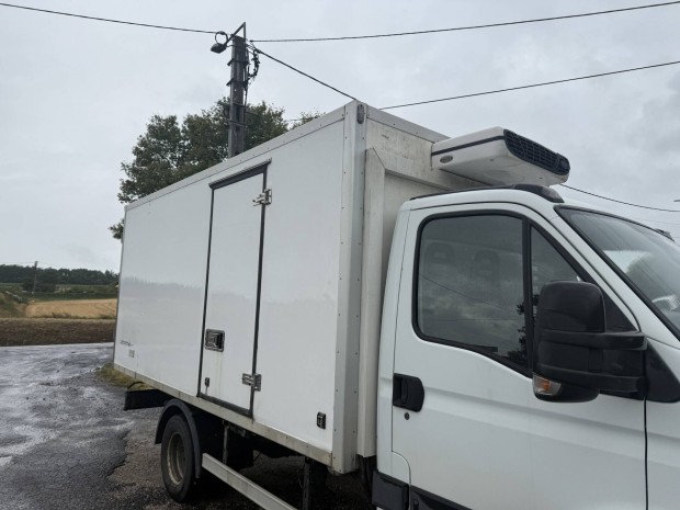 Iveco Daily ht doboz fagyaszt raktr trol felptmny 