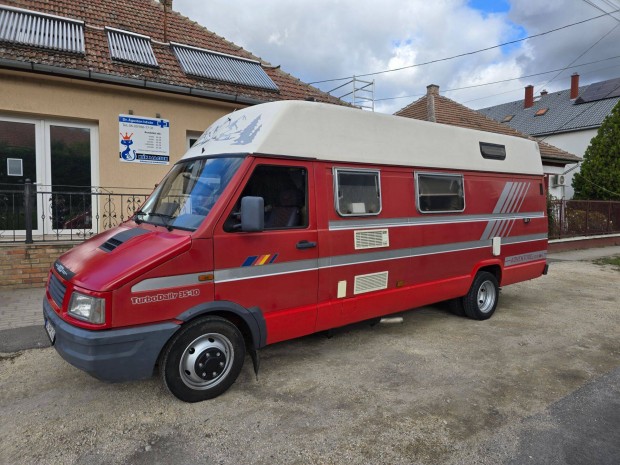 Iveco Daily lakaut, 1990-es vjrat, 6 szemlyes. Nagymret garzs,