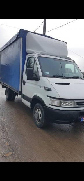 Iveco Daily ponyv�s elad�! 