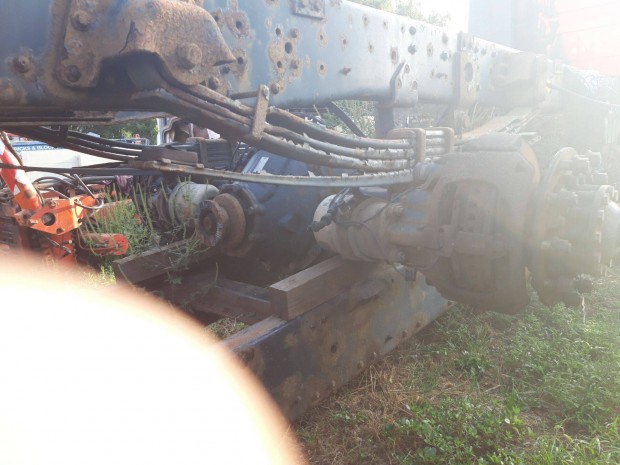 Iveco cargo 180E24 els� h�tso hid rug� gard�n kataliz�tor stb