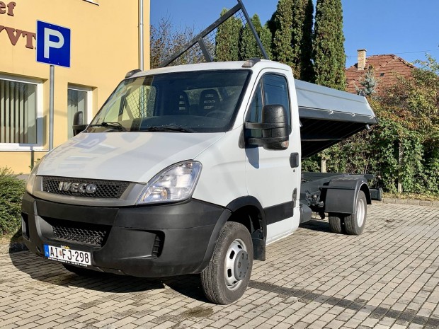 Iveco daily hivatalosan Billencs 