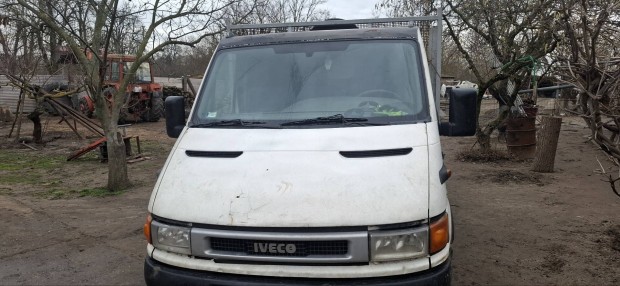 Iveco daily motorh�ztet� 