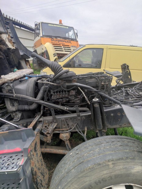 Iveco motor váltóval eladó, cserélhető. Végkiárusítás - 10%