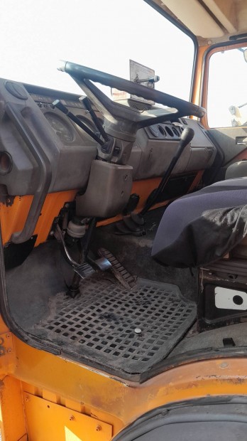 Iveco terepes billencs 