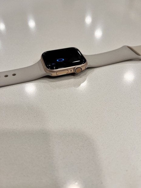 Iwatch 4 40mm rose gold