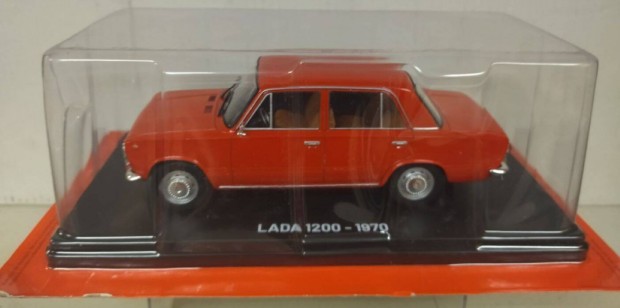 Ixo/Hachette 1/24-Lada 1200 elad