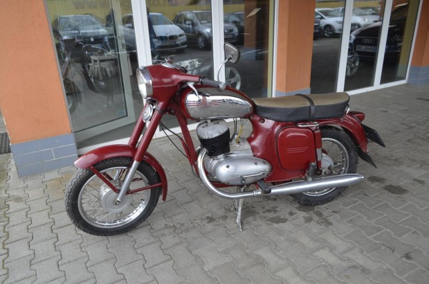 JAWA 250 ......