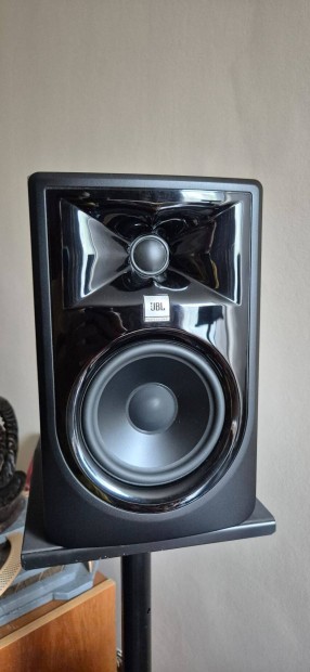 JBL 305P Mkii Aktív hangfal párban eladó. /Stúdio monitor hangfalak!/