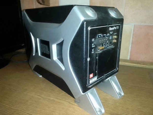 JBL Basspro ii erősítő láda hangfal hangszóró nélkül