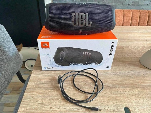 JBL Charge 5 Wi-Fi Bluetooth hangszr