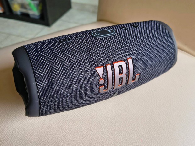 JBL Charge 5 - IP67 Bluetooth hangszóró Új(szerű) - Garanciális