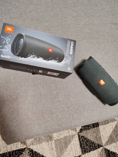 JBL Charge Essential 2