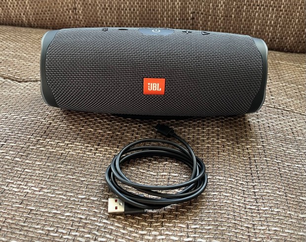 JBL Charge Essential 2 elad