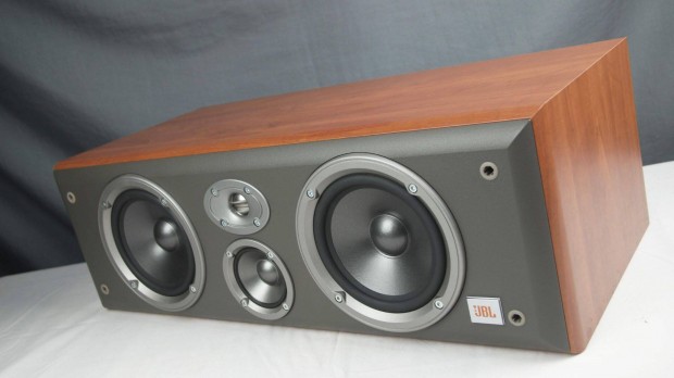 JBL EC35 center hangfal