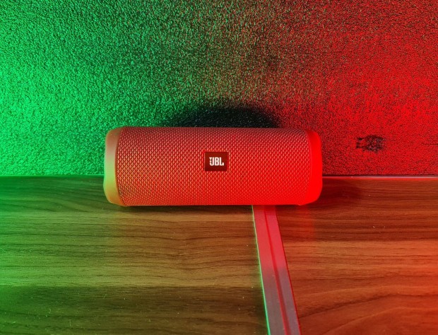 JBL Flip 4 hasznlt llapotban