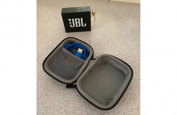 JBL GO Hordozható Bluetooth hangszóró + tartozékok