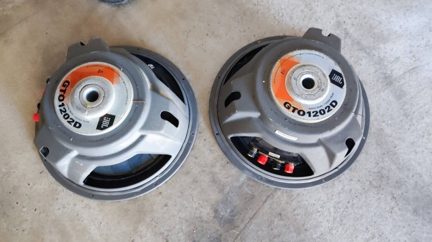 JBL GTO1202D 12 hüvelykes mélynyomó 2 db