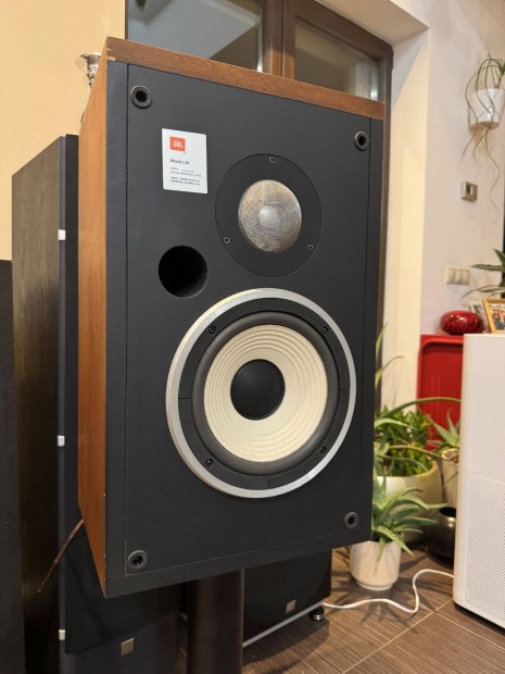 JBL L46 hangfal