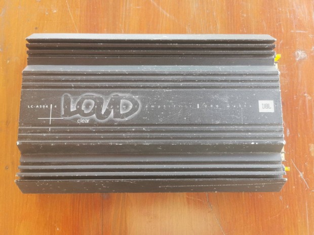 JBL LC-A504 (Loud + Clear Series) autós erősítő