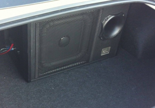 JBL MS-Bass pro aut aktv mlylda (sub) beptett erstvel 300W