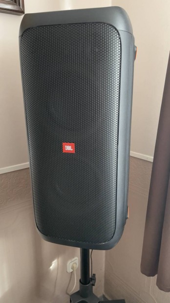 JBL Partybox 310  akkus  bluethooth hangszr