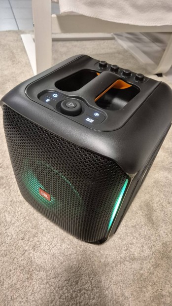 JBL Partybox Encore mikrofonnal