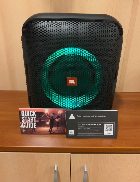 JBL Partybox Essential