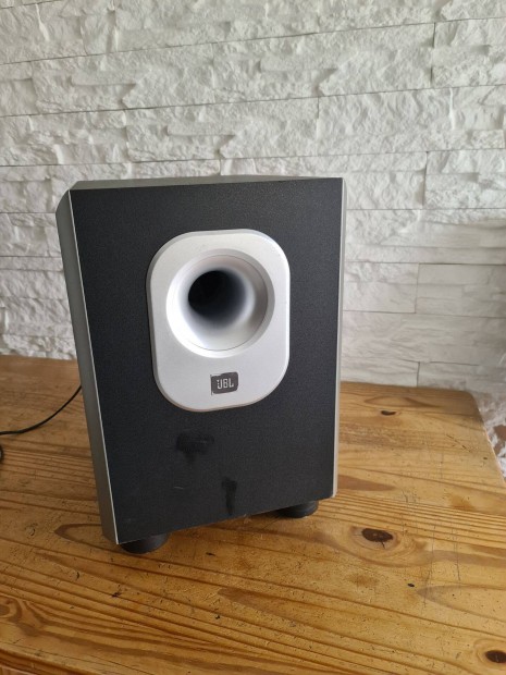 JBL SUB 140/230 200 watt Mlylda